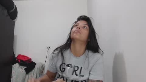 Snapshot of latin_meg chatting on January 5, 2025, 7:17 pm M E G A N online show from January 5, 2025, 7:17 pm