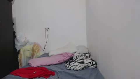 Snapshot of latin_meg chatting on January 8, 2025, 4:22 pm M E G A N online show from January 8, 2025, 4:22 pm