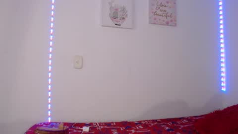 Snapshot of latin_rihanna_j chatting on July 28, 2026, 11:17 am karen online show from July 28, 2026, 11:17 am