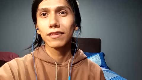 Snapshot of latin_shado chatting on October 8, 2025, 7:17 am Shado online show from October 8, 2025, 7:17 am