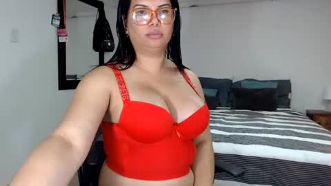 FLOR SALVAJE online show from July 3, 2026, 3:35 am