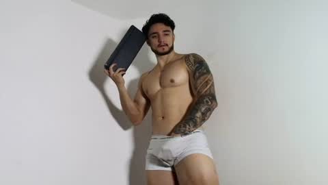 LatinBoyVIP  Colombian online show from June 9, 2026, 3:12 pm