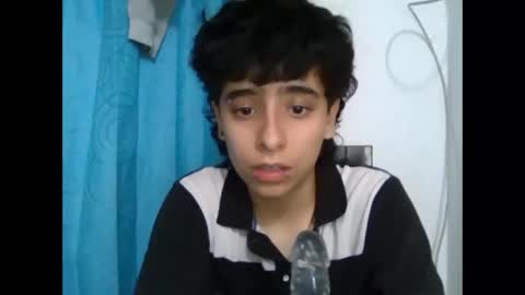 Snapshot of latinheatx22 chatting on May 1, 2026, 2:16 am latinheatx22 online show from May 1, 2026, 2:16 am