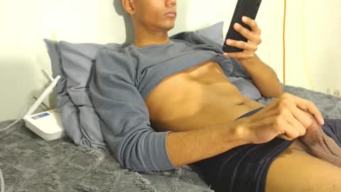 Snapshot of latinmilker chatting on January 15, 2025, 7:12 pm Andy online show from January 15, 2025, 7:12 pm