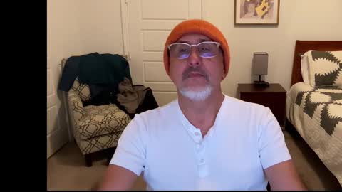 QS - INDEPENDENT MODEL online show from January 18, 2026, 3:10 am