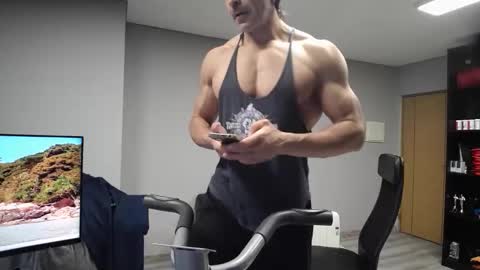 sam online show from December 16, 2025, 9:09 pm