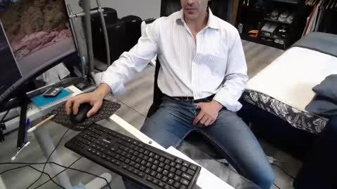 sam online show from December 17, 2025, 9:15 am