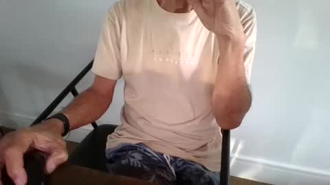Snapshot of latinobra chatting on April 7, 2026, 10:26 am latinobra online show from April 7, 2026, 10:26 am