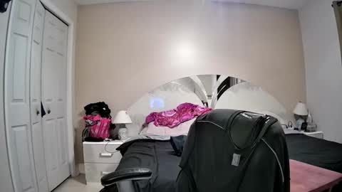 Snapshot of latinoinfla chatting on November 14, 2025, 1:26 am latinoinfla online show from November 14, 2025, 1:26 am