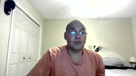 Snapshot of latinoinfla chatting on November 16, 2025, 11:21 pm latinoinfla online show from November 16, 2025, 11:21 pm