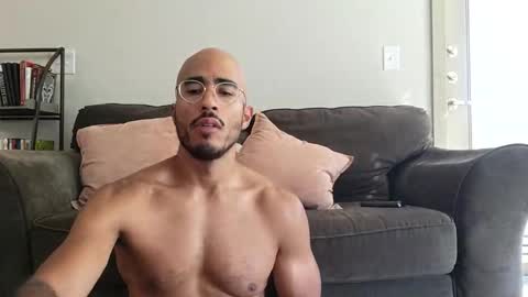 Snapshot of latinomixedbbc chatting on September 17, 2025, 3:46 pm latinomixedbbc online show from September 17, 2025, 3:46 pm