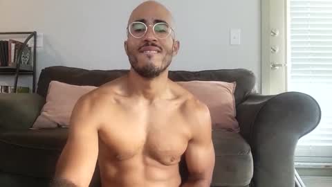 Snapshot of latinomixedbbc chatting on September 22, 2025, 2:19 pm latinomixedbbc online show from September 22, 2025, 2:19 pm