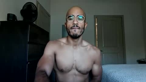 Snapshot of latinomixedbbc chatting on November 11, 2025, 4:40 pm latinomixedbbc online show from November 11, 2025, 4:40 pm