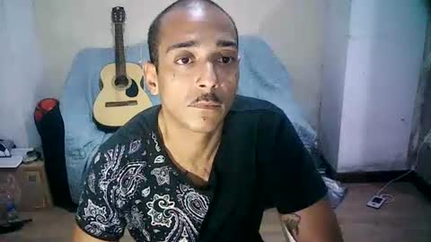 Snapshot of latinounder chatting on June 24, 2026, 3:05 am latinounder online show from June 24, 2026, 3:05 am