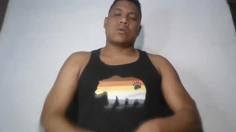 Snapshot of latinrayf chatting on October 25, 2025, 6:32 am latinrayf online show from October 25, 2025, 6:32 am