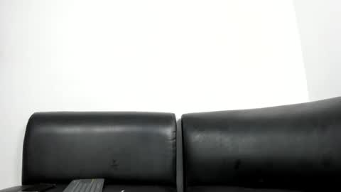 Snapshot of latinshamansex chatting on November 21, 2025, 5:00 pm LatinShaman online show from November 21, 2025, 5:00 pm