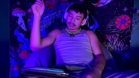 Snapshot of latinxpup chatting on January 3, 2025, 5:06 am Pup online show from January 3, 2025, 5:06 am