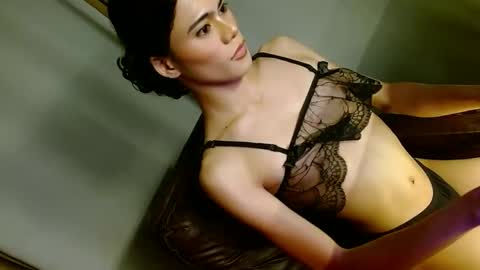 Snapshot of latrina_ chatting on March 21, 2026, 8:12 pm latrina_ online show from March 21, 2026, 8:12 pm