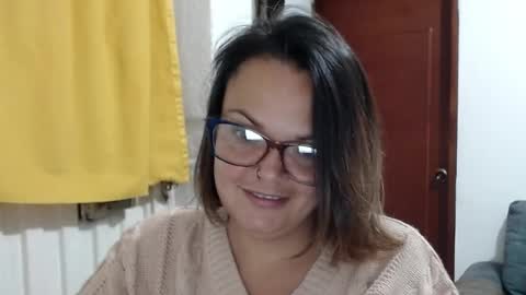 Snapshot of lau16310 chatting on July 2, 2026, 11:11 pm Laura online show from July 2, 2026, 11:11 pm