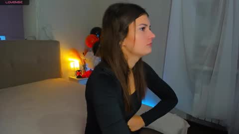 Laura online show from October 27, 2025, 6:17 am