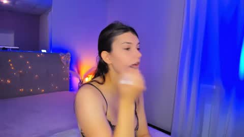 Laura online show from April 29, 2026, 5:22 am