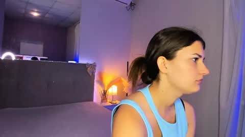 Laura online show from July 5, 2026, 5:03 am