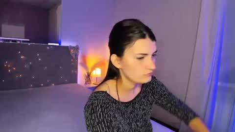 Laura online show from July 7, 2026, 7:23 am