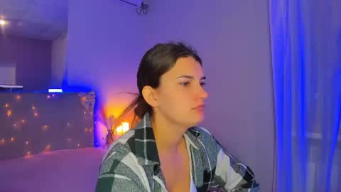 Laura online show from July 26, 2026, 5:26 am