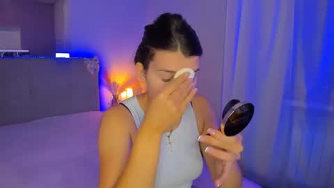Laura online show from August 1, 2026, 5:29 am