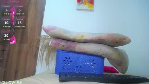 NATALIA PUERTAS online show from February 18, 2026, 1:29 pm