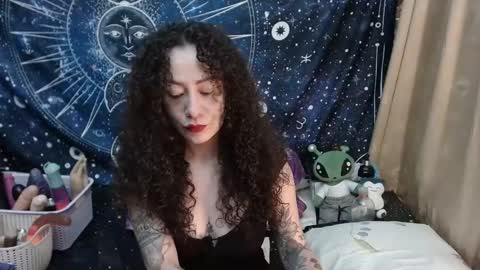 Snapshot of laura_anal_ chatting on February 11, 2025, 7:05 pm Wen online show from February 11, 2025, 7:05 pm