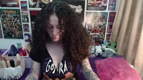 Snapshot of laura_anal_ chatting on March 10, 2025, 10:45 pm Wen online show from March 10, 2025, 10:45 pm