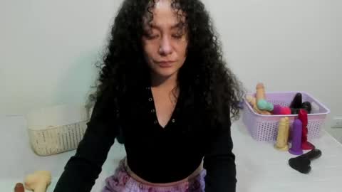  Wen  online show from June 11, 2026, 12:32 am