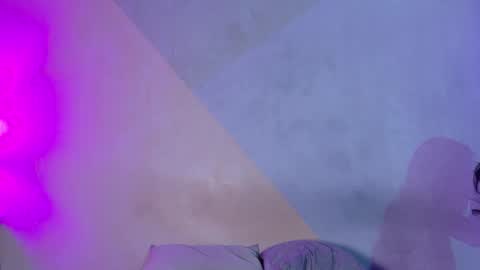 Snapshot of laura_and_kevin chatting on September 21, 2025, 4:08 pm laura_and_kevin online show from September 21, 2025, 4:08 pm