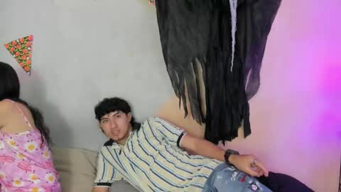 Snapshot of laura_and_kevin chatting on November 8, 2025, 1:44 pm laura_and_kevin online show from November 8, 2025, 1:44 pm