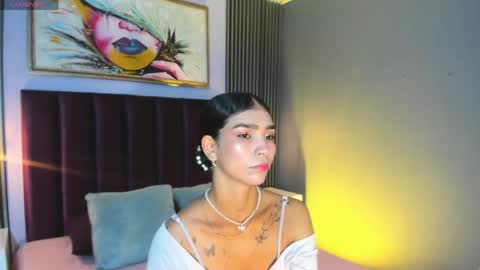 Laura online show from April 28, 2026, 12:43 pm