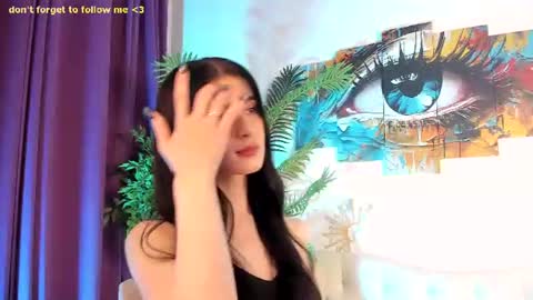 Laura online show from July 4, 2026, 8:26 pm