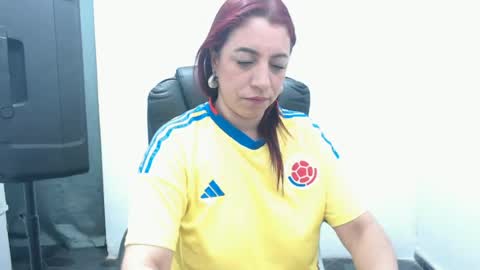 CALL ME LOVE  LAURA online show from June 18, 2026, 2:34 am