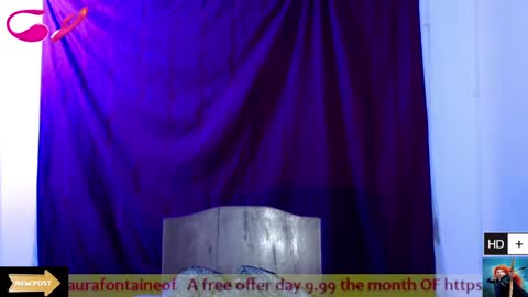 Snapshot of laura_fountain_ chatting on January 23, 2025, 11:15 pm weedcam Curly Laura OF online show from January 23, 2025, 11:15 pm