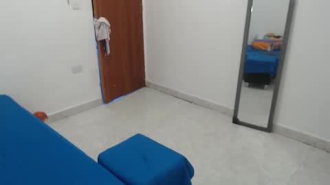 Snapshot of laura_foxx2379 chatting on January 7, 2026, 5:04 pm laura_foxx2379 online show from January 7, 2026, 5:04 pm