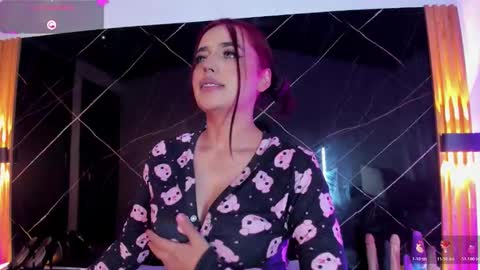 Snapshot of laura_hentai chatting on February 3, 2026, 3:15 am Laura online show from February 3, 2026, 3:15 am