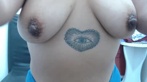 Snapshot of laura_hotyy chatting on October 24, 2025, 2:24 pm Laura online show from October 24, 2025, 2:24 pm