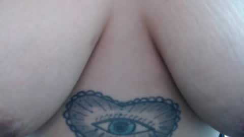 Snapshot of laura_hotyy chatting on December 18, 2025, 3:29 pm Laura online show from December 18, 2025, 3:29 pm