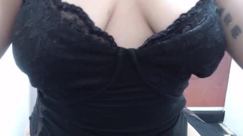 Snapshot of laura_hotyy chatting on January 31, 2026, 10:19 pm Laura online show from January 31, 2026, 10:19 pm