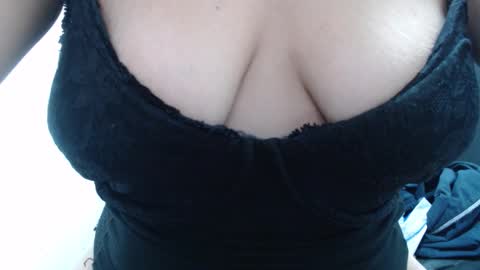 Snapshot of laura_hotyy chatting on February 1, 2026, 12:59 pm Laura online show from February 1, 2026, 12:59 pm