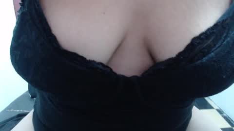 Snapshot of laura_hotyy chatting on February 20, 2026, 6:08 pm Laura online show from February 20, 2026, 6:08 pm