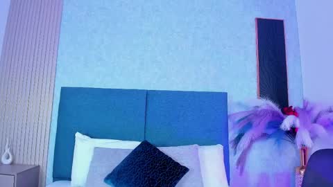 Snapshot of laura_ivy chatting on March 27, 2026, 1:00 pm LauraIvy online show from March 27, 2026, 1:00 pm