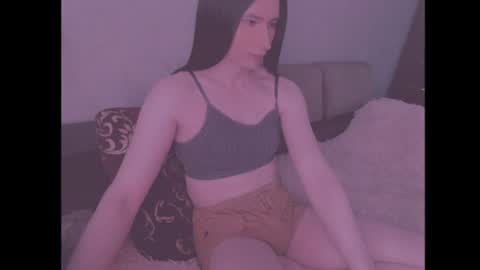 laura_night_byte online show from June 17, 2026, 5:32 am