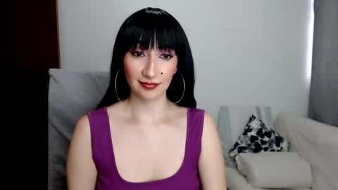 Laura online show from May 2, 2026, 10:26 pm