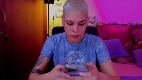 Snapshot of laura_r23 chatting on March 28, 2026, 9:03 pm Laura Rose online show from March 28, 2026, 9:03 pm
